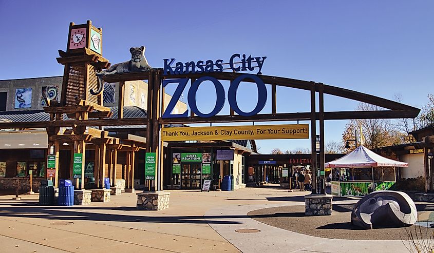 Entrance to the Kansas City Zoo.