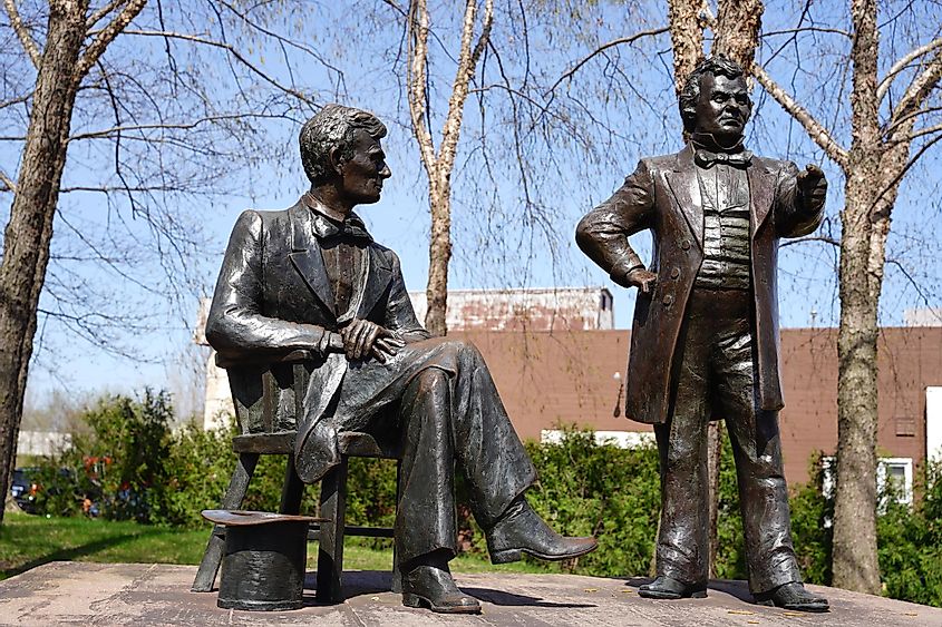 Memorial status of Abraham Lincoln and Stephen A. Douglas in Freeport, Illinois.