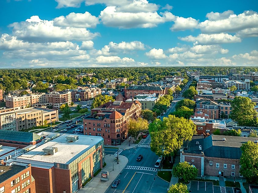 The New York town of Saratoga in summer.