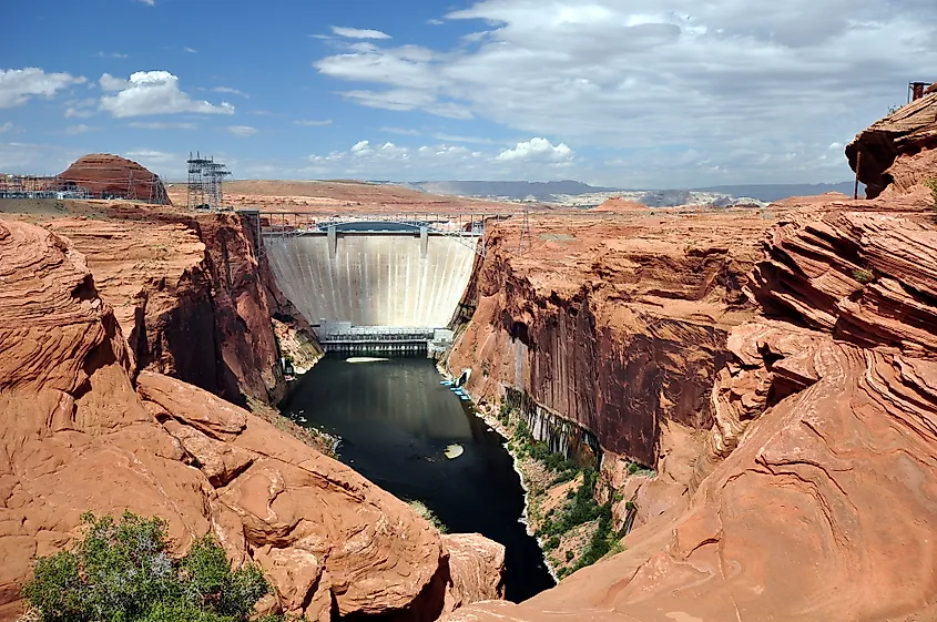 Hoover Dam holding back the Colorado River at Lake Mead.