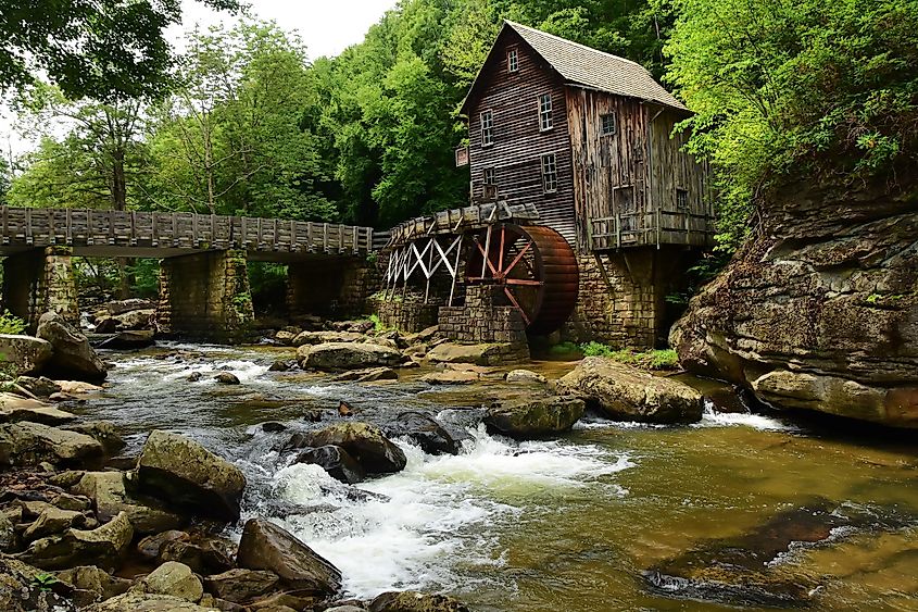 The picturesque Glade Creek Grist Mill in summer in Babcock State Park near Fayetteville, in the Applalachian Mountains of West Virginia.