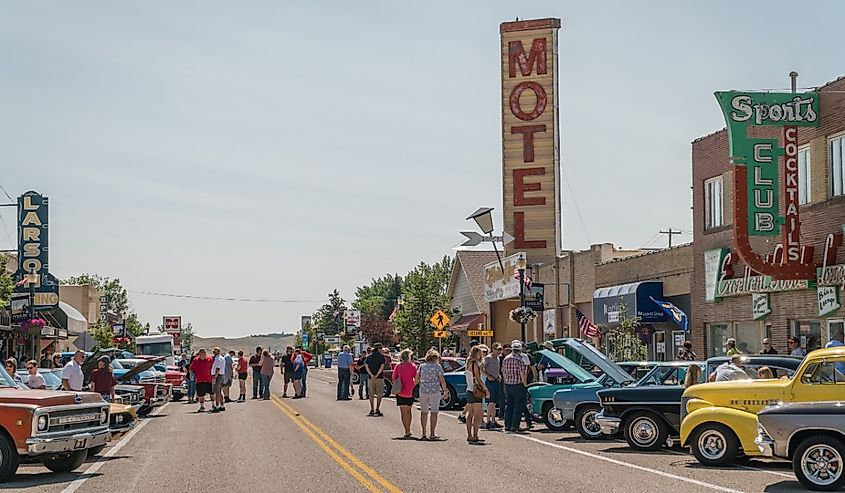Classic and vintage car show on Main Street in Shelby, Montana. Image credit Heidi Besen via Shutterstock