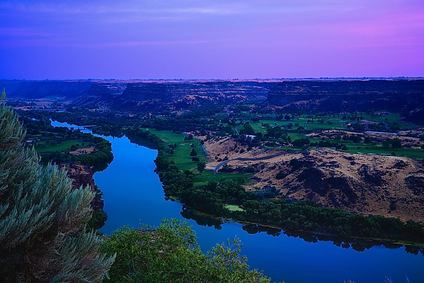 Sunrise over the Snake River in Twin Falls, Idaho.