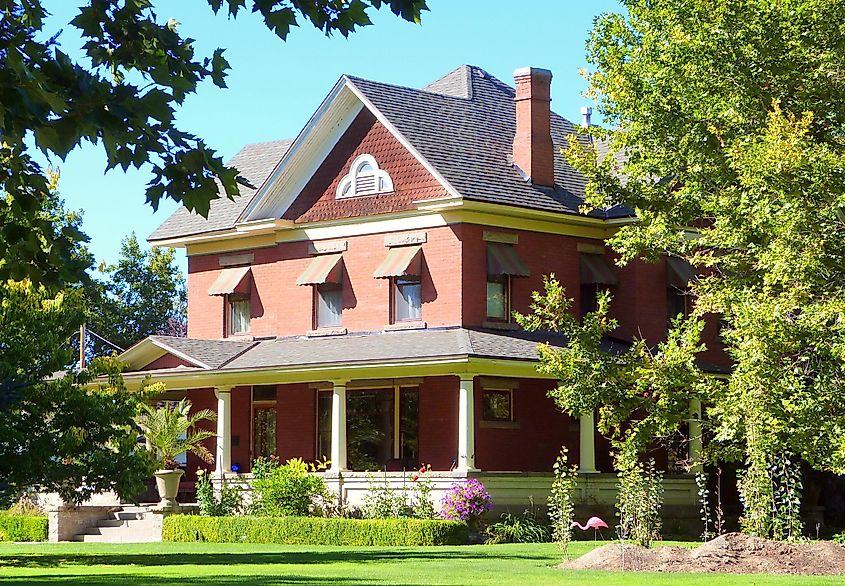 Historic home in Weiser, Idaho.( Image credit Ian Poellet via Wikimedia Commons.)
