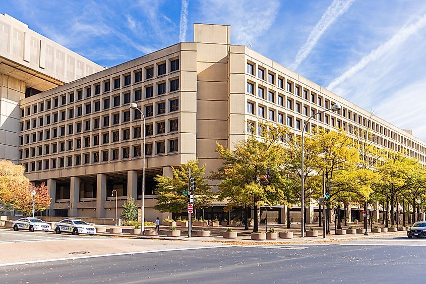 The J. Edgar Hoover FBI Building in Washington DC, USA. Via Shutterstock / Framalicious