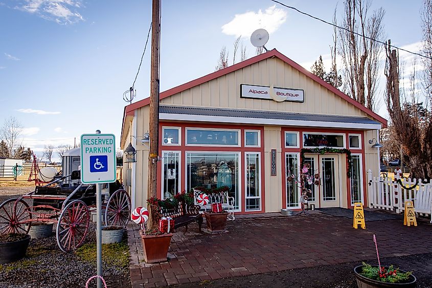 A gift store in the town of Terrebonne, Oregon.