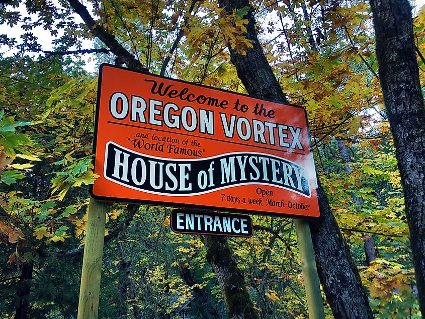 The entrance to the Oregon Vortex.