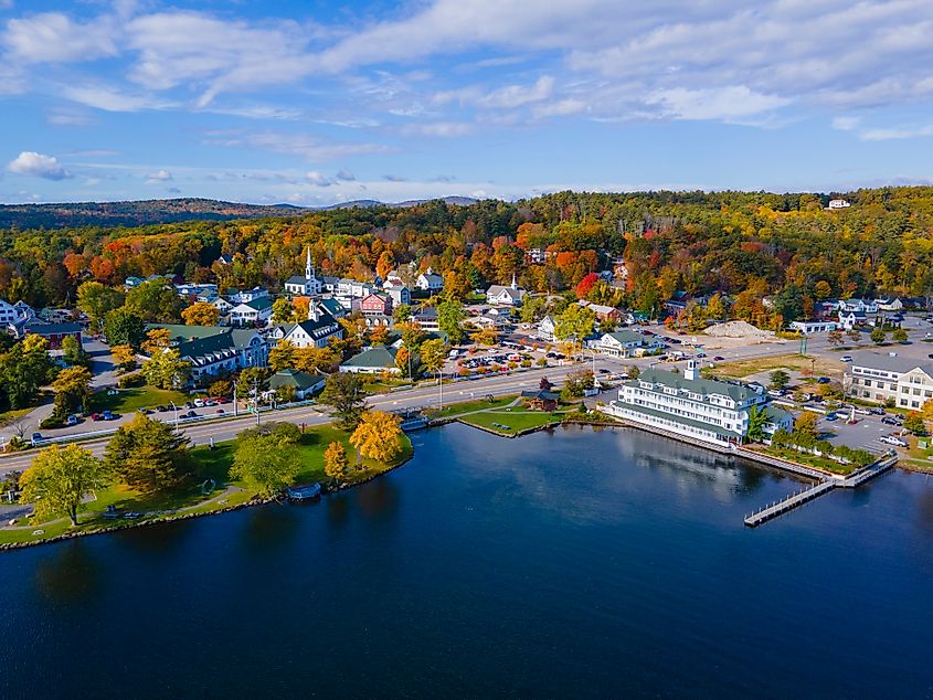 Meredith, New Hampshire town center with fall foliage