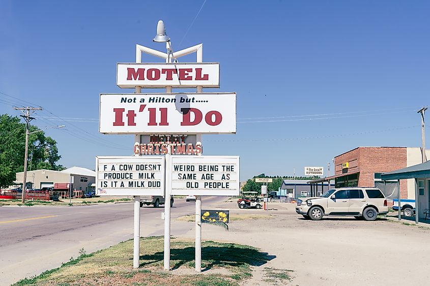 Sign for the It'll Do Motel in Atwood, Kansas