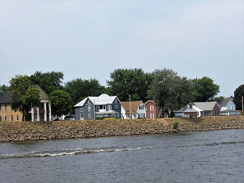 Mississippi River flowing by Sabula, Iowa