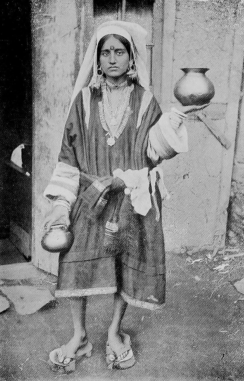 By Pandit Vishwanath - Unknown source, Public Domain, https://commons.wikimedia.org/w/index.php?curid=22666672