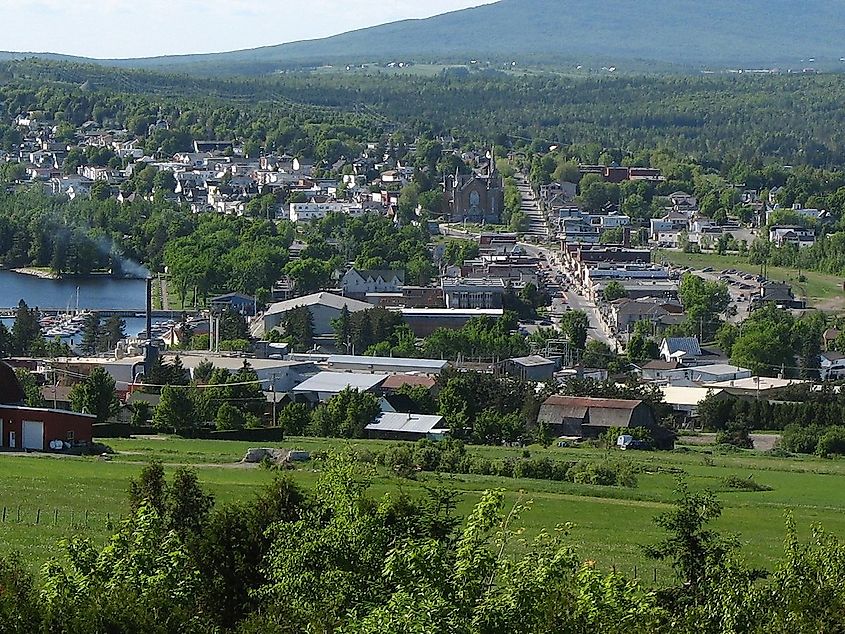  Centre-ville de Lac-Mégantic, Photo via WikimediaCommons