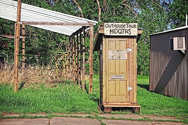 Elk Falls Outhouse Tour