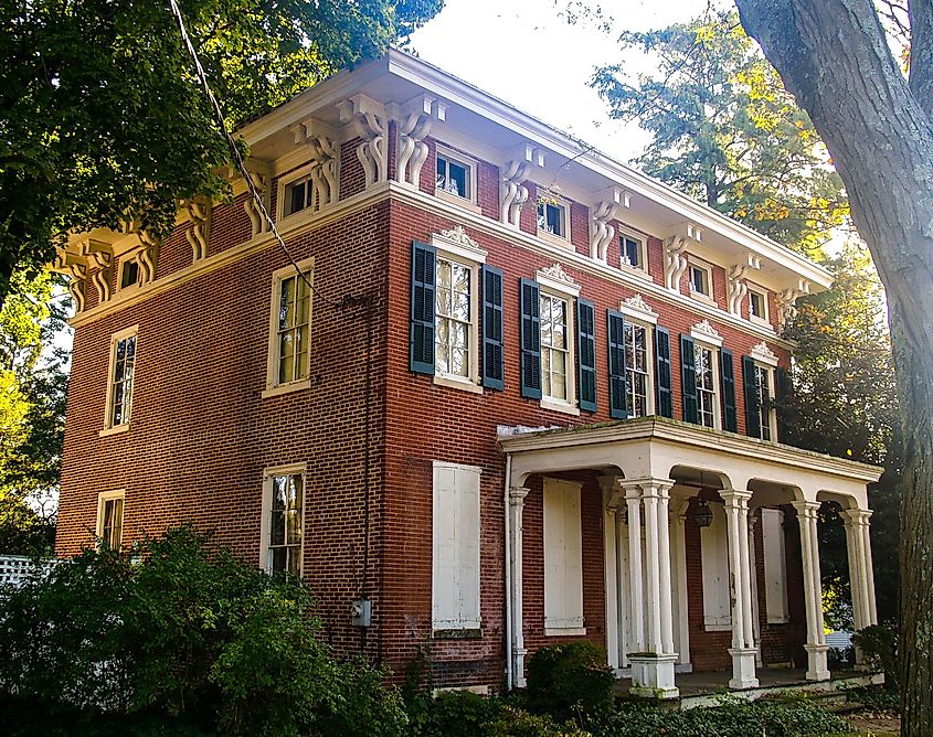 Abandoned mansion in Odessa, Delaware.