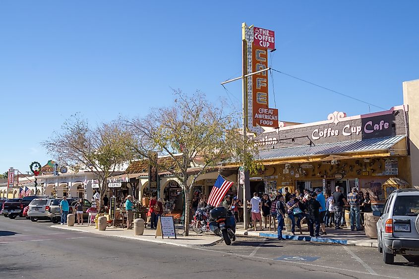 Cafes at the Center of Boulder City in Nevada