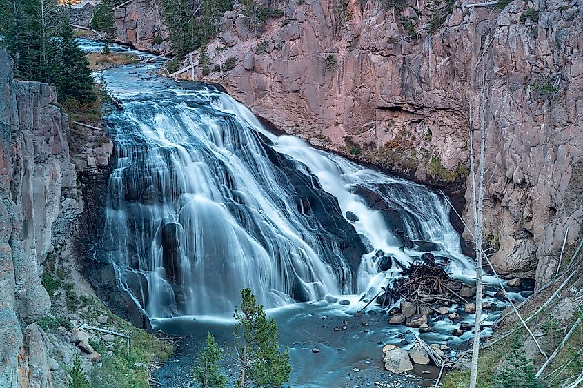 Yellowstone Falls, Wyoming