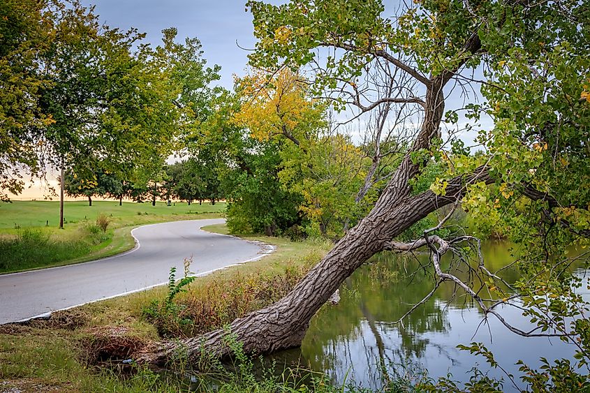 Oklahoma City's Hefner Lake in early autumn.