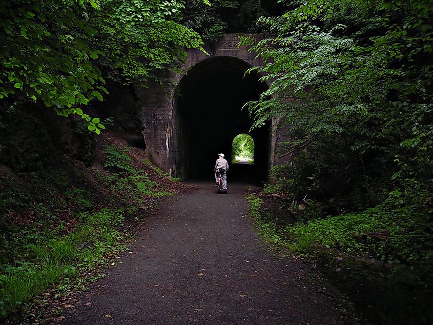 Swede Tunnel Guest River Gorge