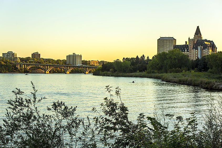 North Saskatchewan River flowing through the city of Saskatoon