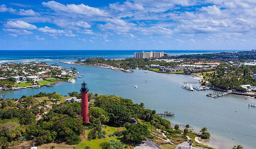 Jupiter Florida Lighthouse with ocean and sky background