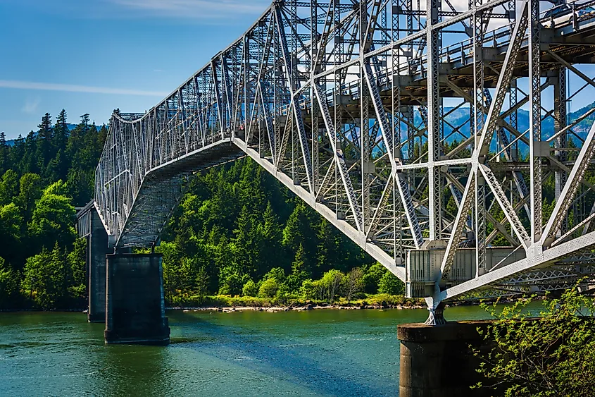 Bridge Of The Gods near Cascade Locks, Oregon