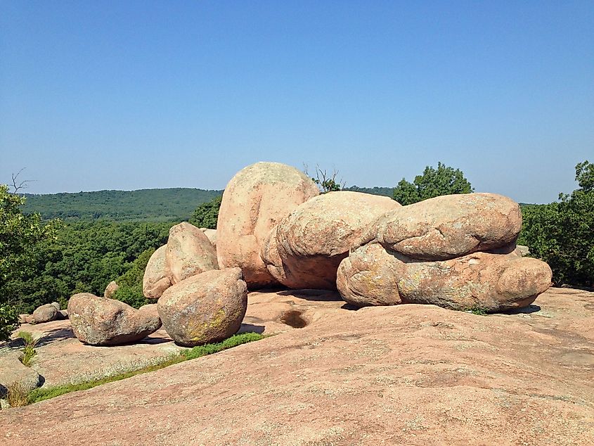  The Elephant Rocks in Elephant Rocks State Park, Missouri.