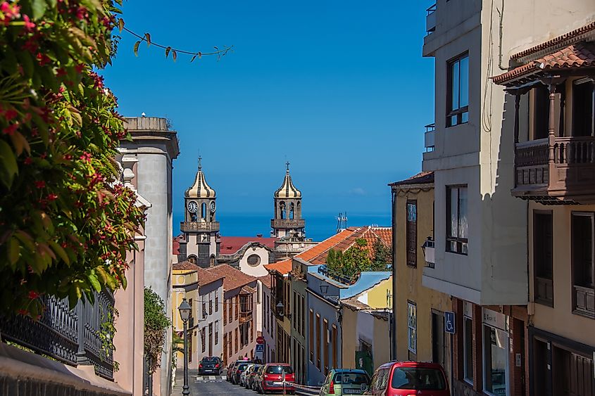 The streets of La Orotava with a view of the church "Nuestra Señora de la Concepción".