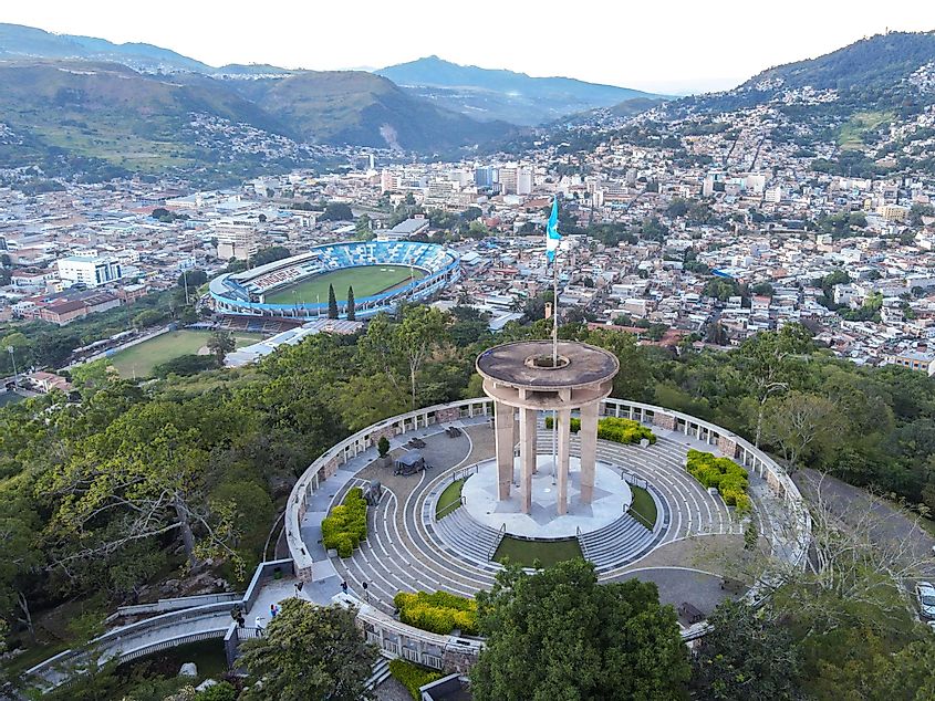 Honduran flag in the center of Tegucigalpa city, in monument Cerro Juana Lainez. Image used under license from Shutterstock.com.
