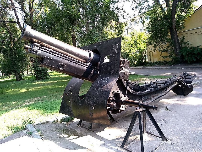 Exhibition of military equipment from Second World War at the Dmytro Yavornytsky National Historical Museum in Dnipro, Ukraine.