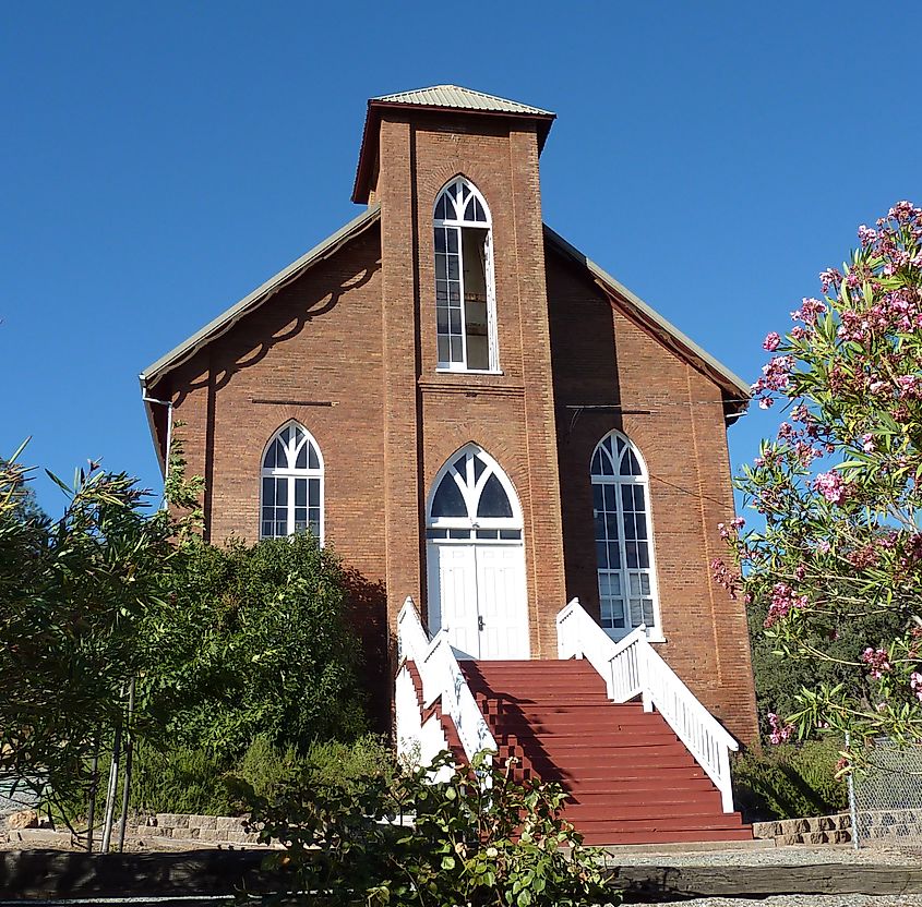 Copperopolis Congregational Church. Photo via Wikimedia Commons