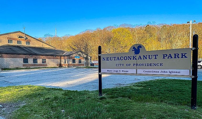 Neutaconkanut Hill Park sign and park building