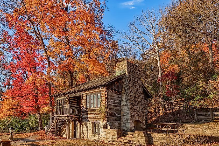 Fall colors in Pere Marquette State Park, Illinois.