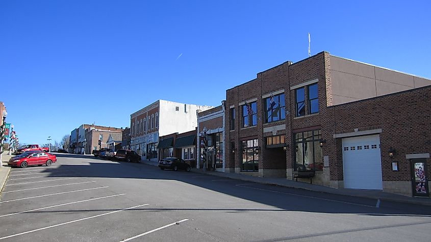 Looking North up Main Street in Platte City, MO.