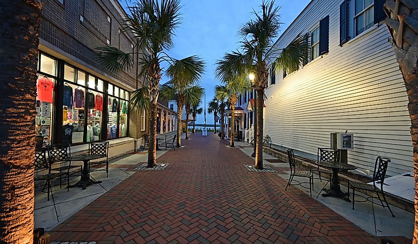 Dowtown historic district of Beaufort, South Carolina at dusk.