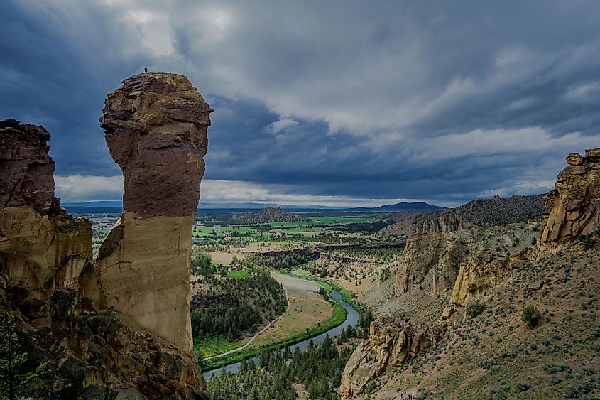 Smith Rock State Park, Oregon with clouds in the sky