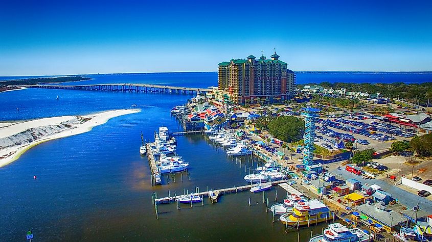 Destin, Florida: Aerial view of beautiful city skyline.