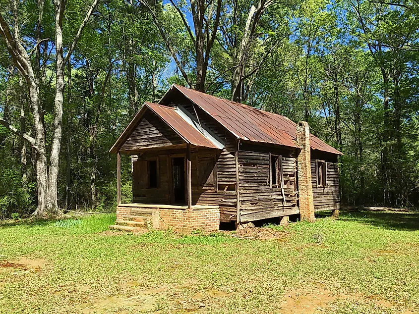 Abandoned Cahaba schoolhouse in Cahaba.