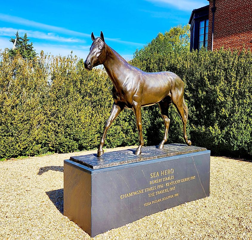 Horse Sculpture, National Sporting Library Museum, Middleburg, Virginia