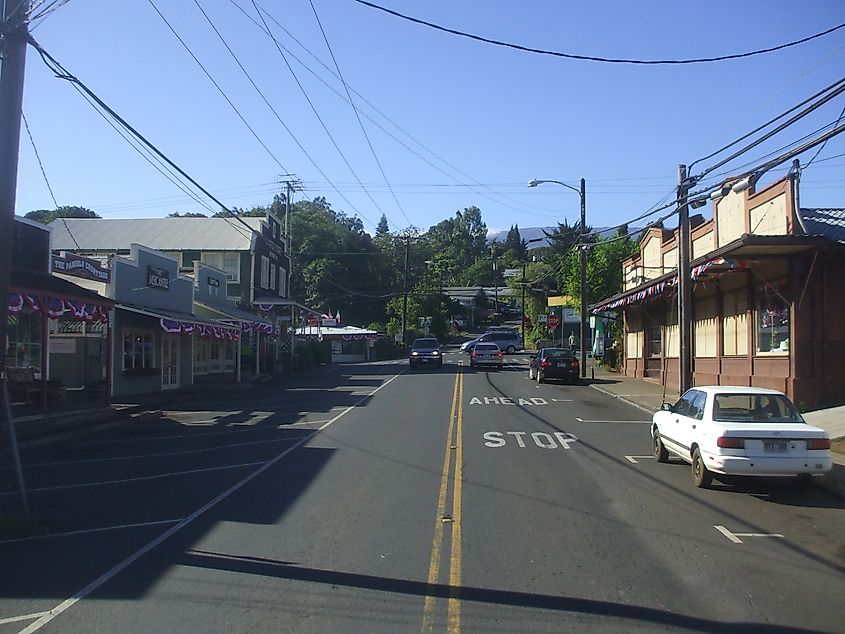 Baldwin Avenue in Makawao.
