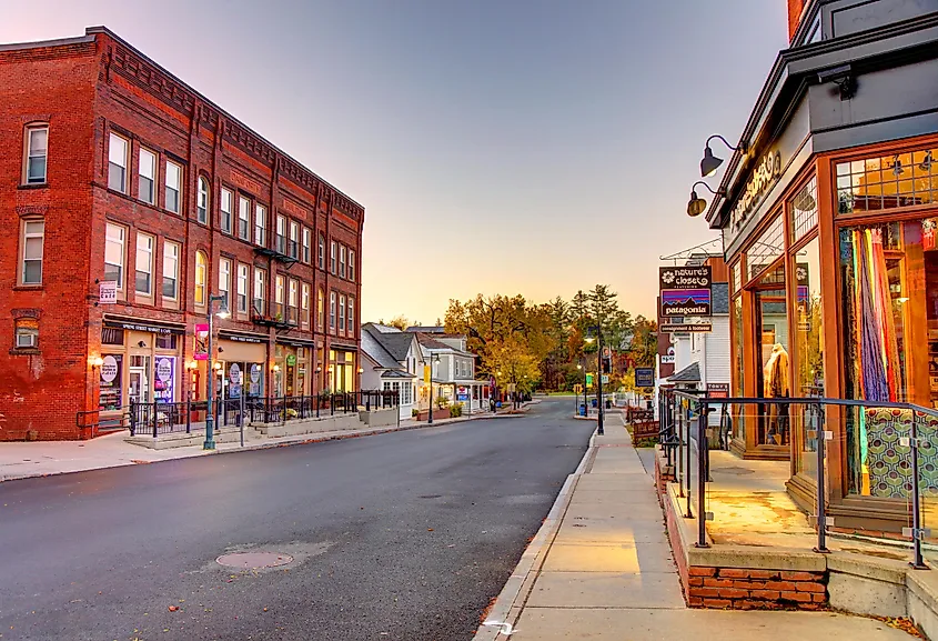 Williamstown, Massachusetts: Morning view of shops along Spring Street in the downtown district,