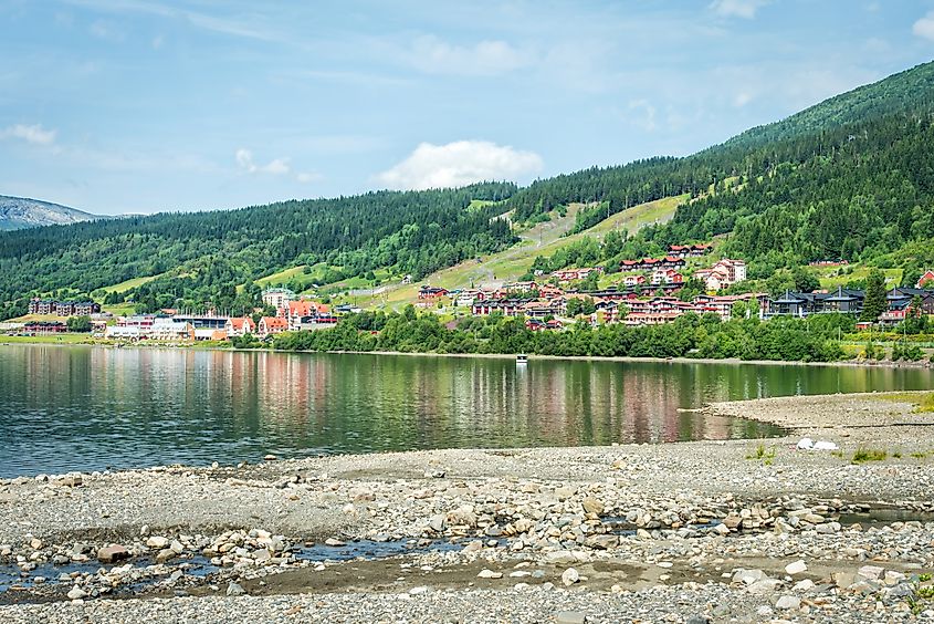 Åre and Lake Åresjön in summer.