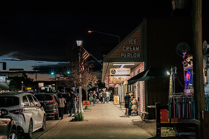 Shops in the downtown area, with restaurants and gift shops in the tourist town of West Yellowstone. Editorial credit: melissamn / Shutterstock.com