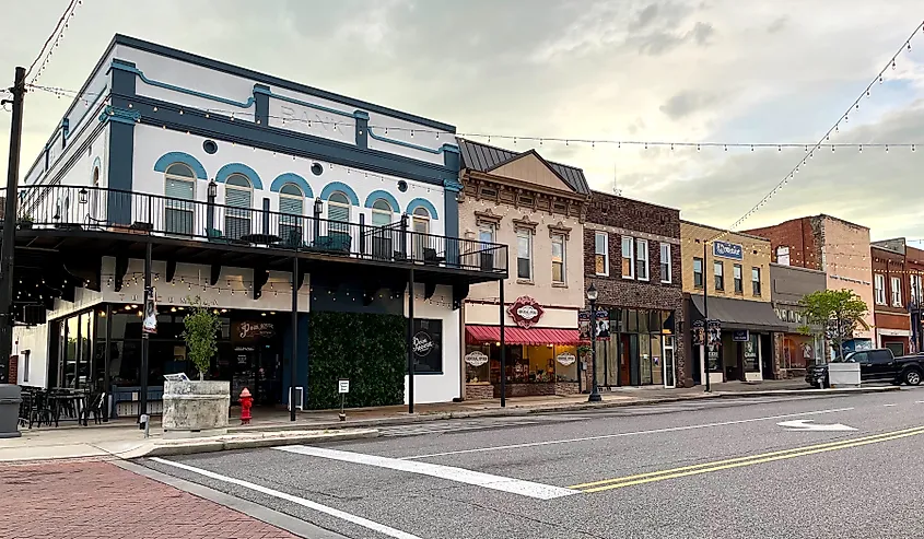 Scenes from downtown Tuscumbia, Alabama.