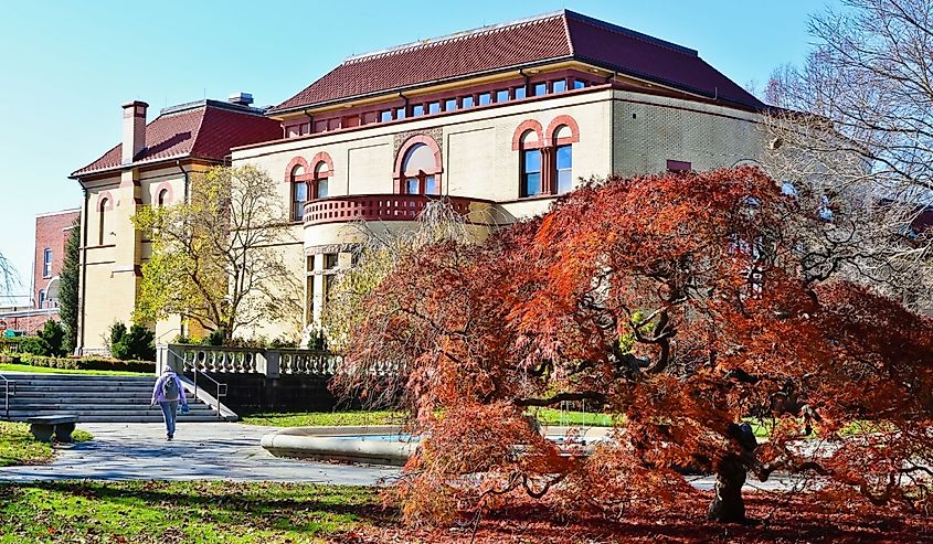 Westerly Memorial & Public Library