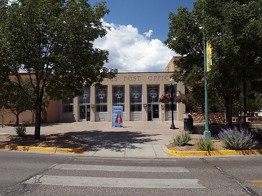 Los Alamos post office, built in 1948.