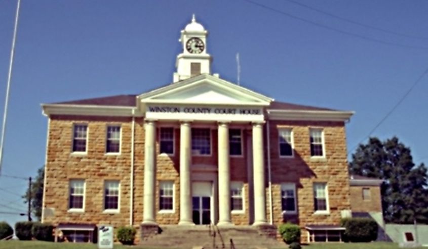 Front of the Winston County courthouse in Double Springs, Alabama