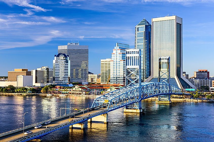 Jacksonville, Florida, USA downtown city skyline on St. Johns River.