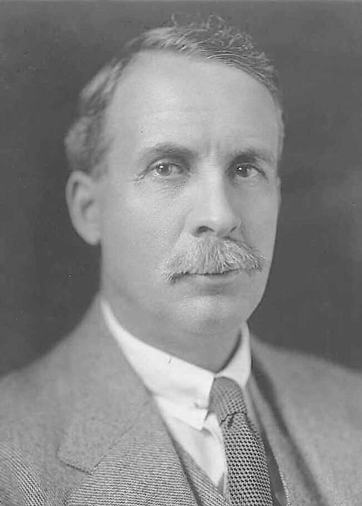 Defense Minister Sir George Pearce, who ordered soldiers to hunt down emus.jpg