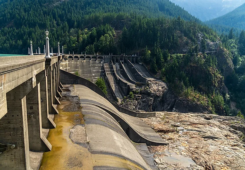 Side view of the Diablo Lake dam in North Cascades National Park in Washington State. Credit: Steve Heap/Shutterstock.com