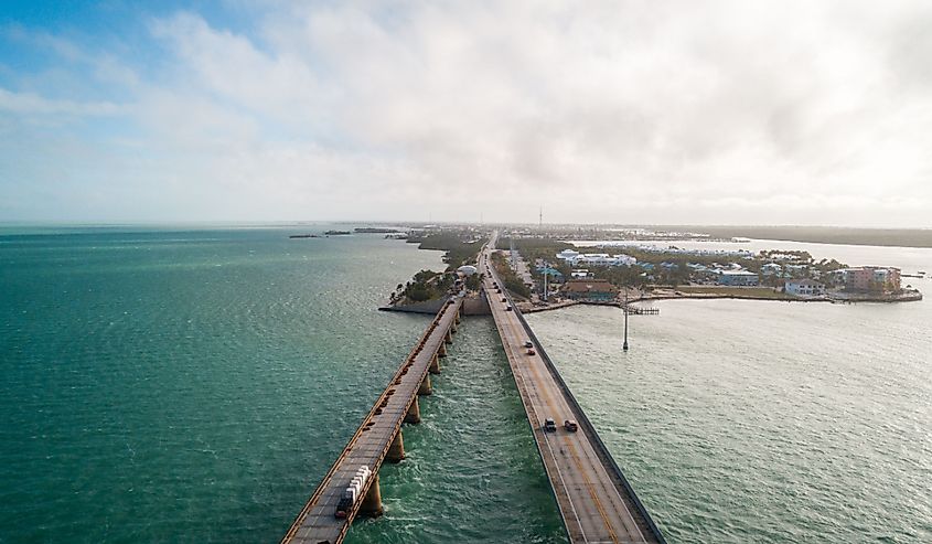 Aerial view of the Seven Mile Bridge facing Marathon, FL."